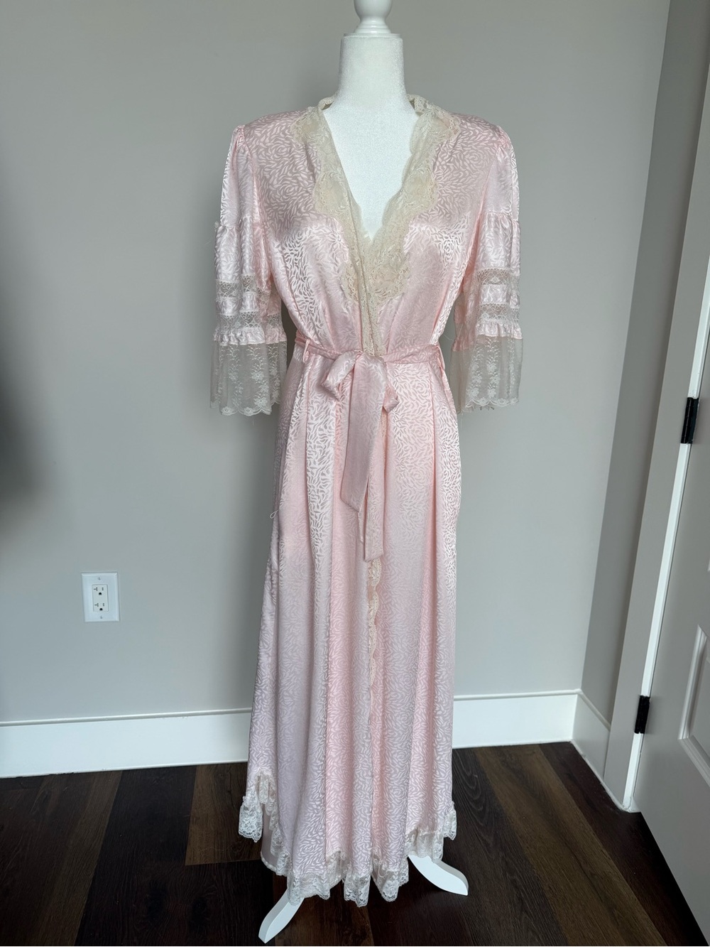 Christian Dior Soft Pink Lace-Trim  Gown and Robe with Belt